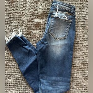 Kancan skinny leg jeans. With stretch